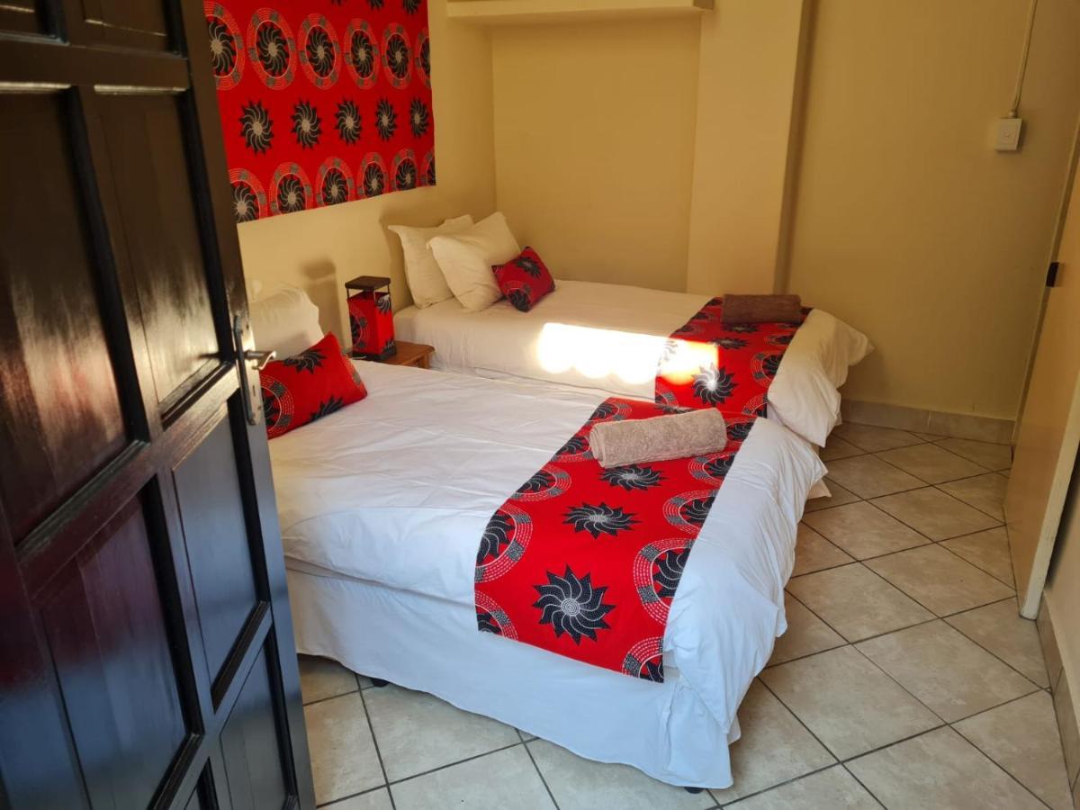 Planet Scuba Bed And Breakfast 蓬塔杜欧鲁 外观 照片