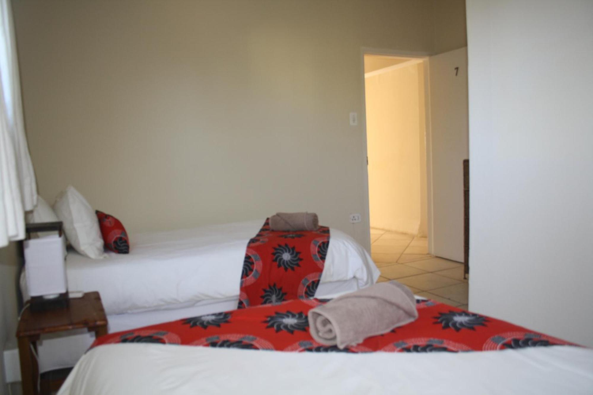 Planet Scuba Bed And Breakfast 蓬塔杜欧鲁 外观 照片